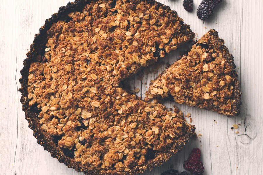 Blackberry Crumble Pie