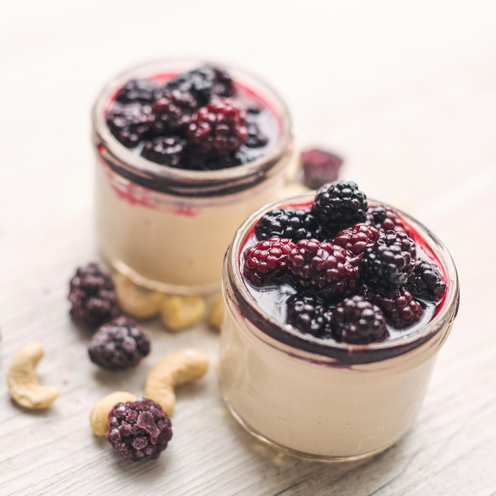 Raw Vegan Blackberry & White Chocolate Cheesecakes in a Jar
