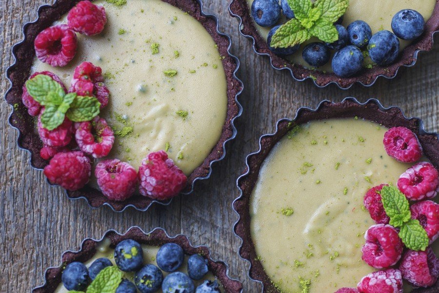 Raw Vegan Matcha Chocolate & Berry Tarts
