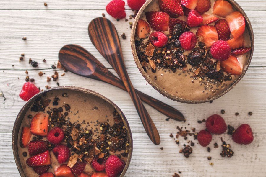 Choc Raspberry Peanut Butter Smoothie Bowl