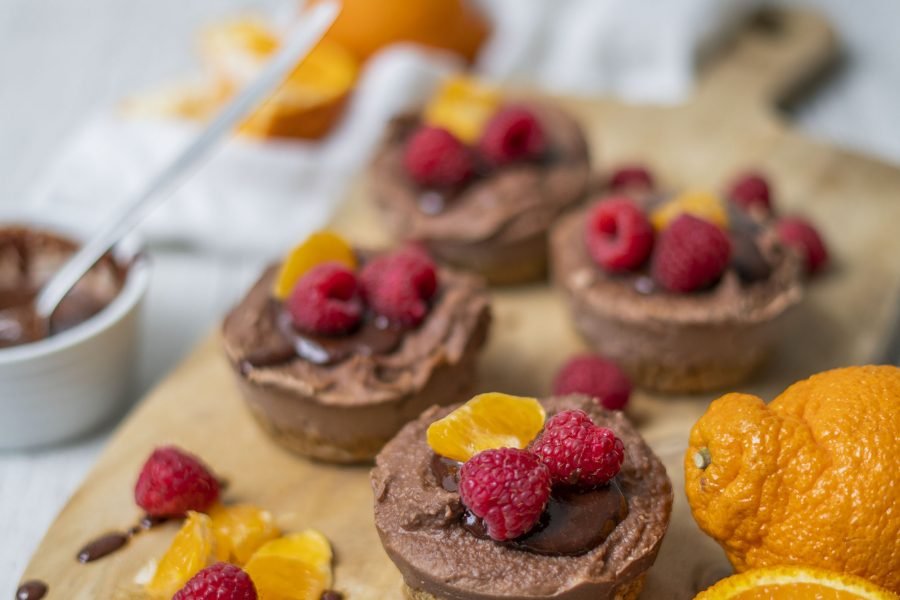 Mostly Raw Chocolate Mandarin Cakes