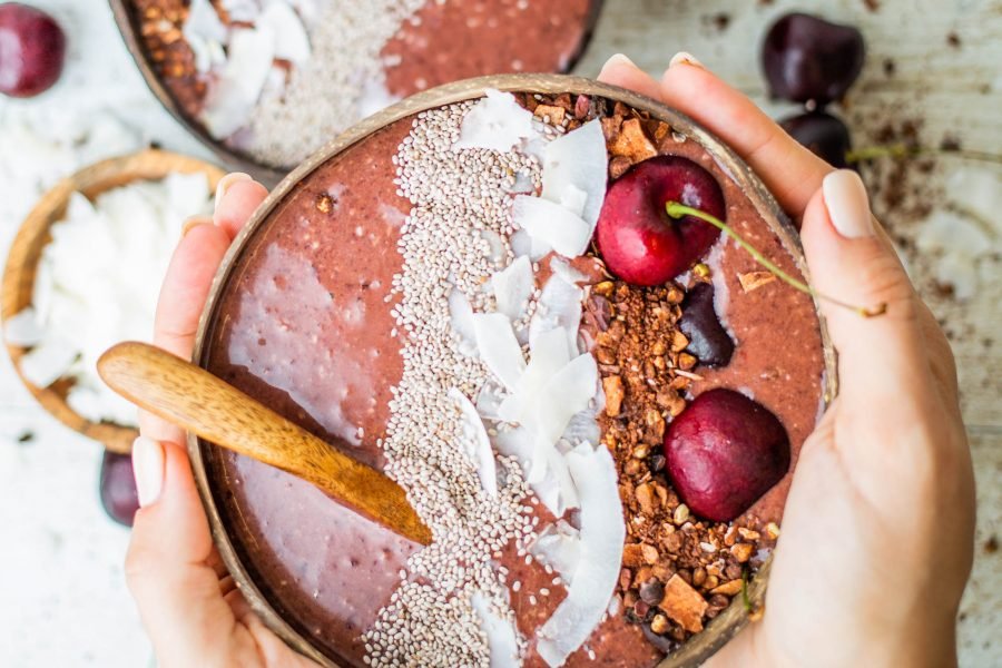 Vegan Cherry Ripe Açai Smoothie Bowl