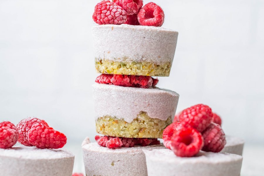 Raw Vegan Raspberry Elderflower Cakes