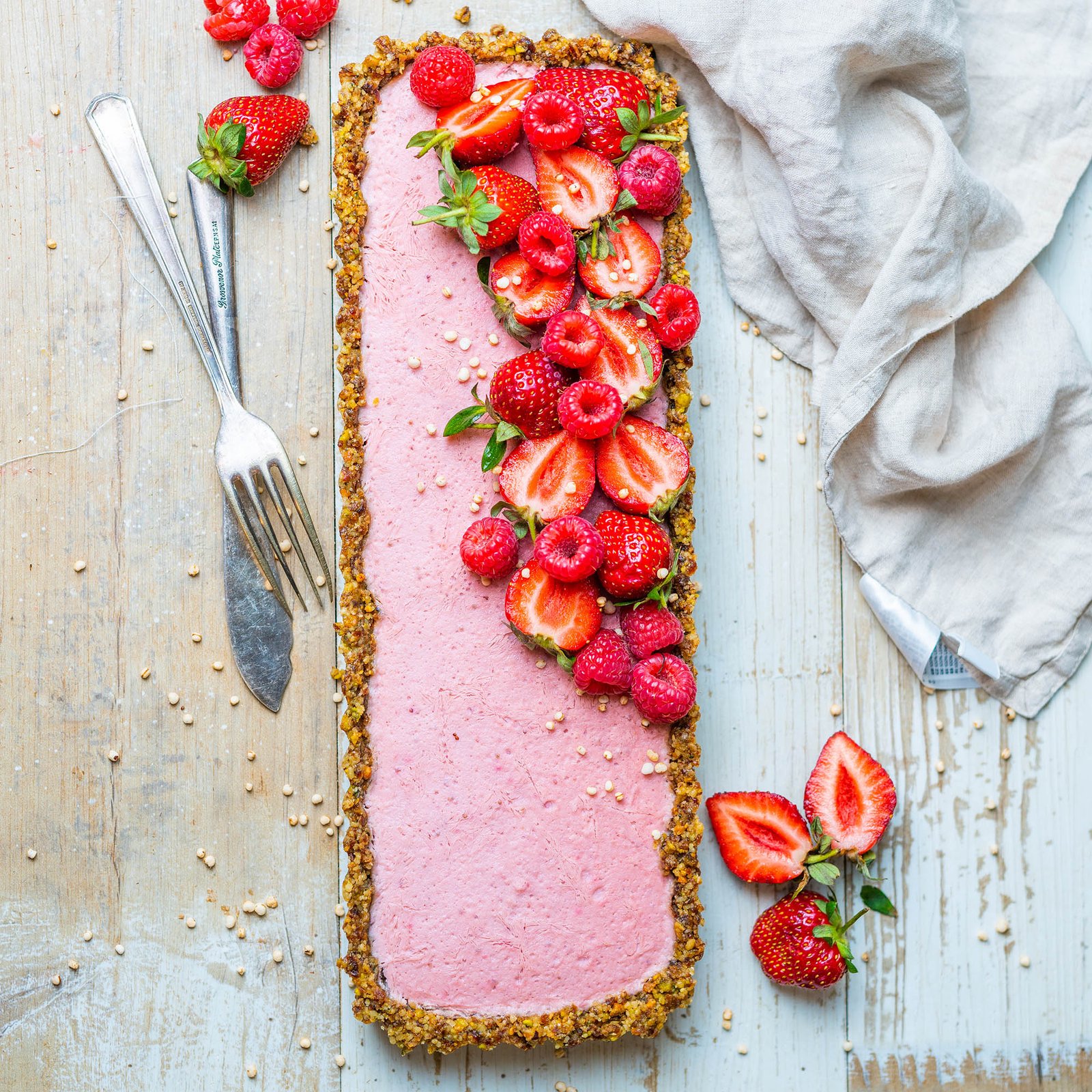 No Bake Vegan Strawberry Long Tart. No Cashews, No Coconut