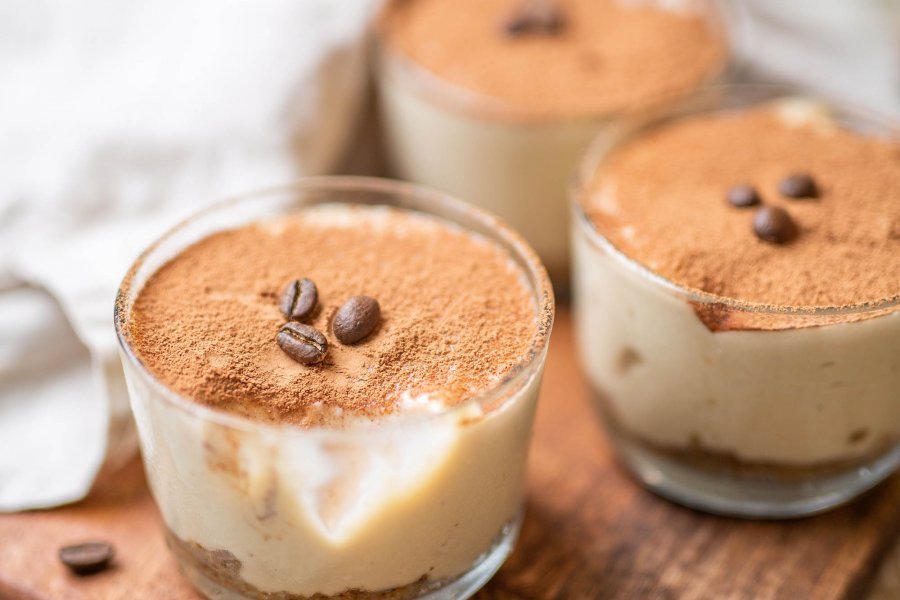 Easy Raw Vegan Tiramisu Cups