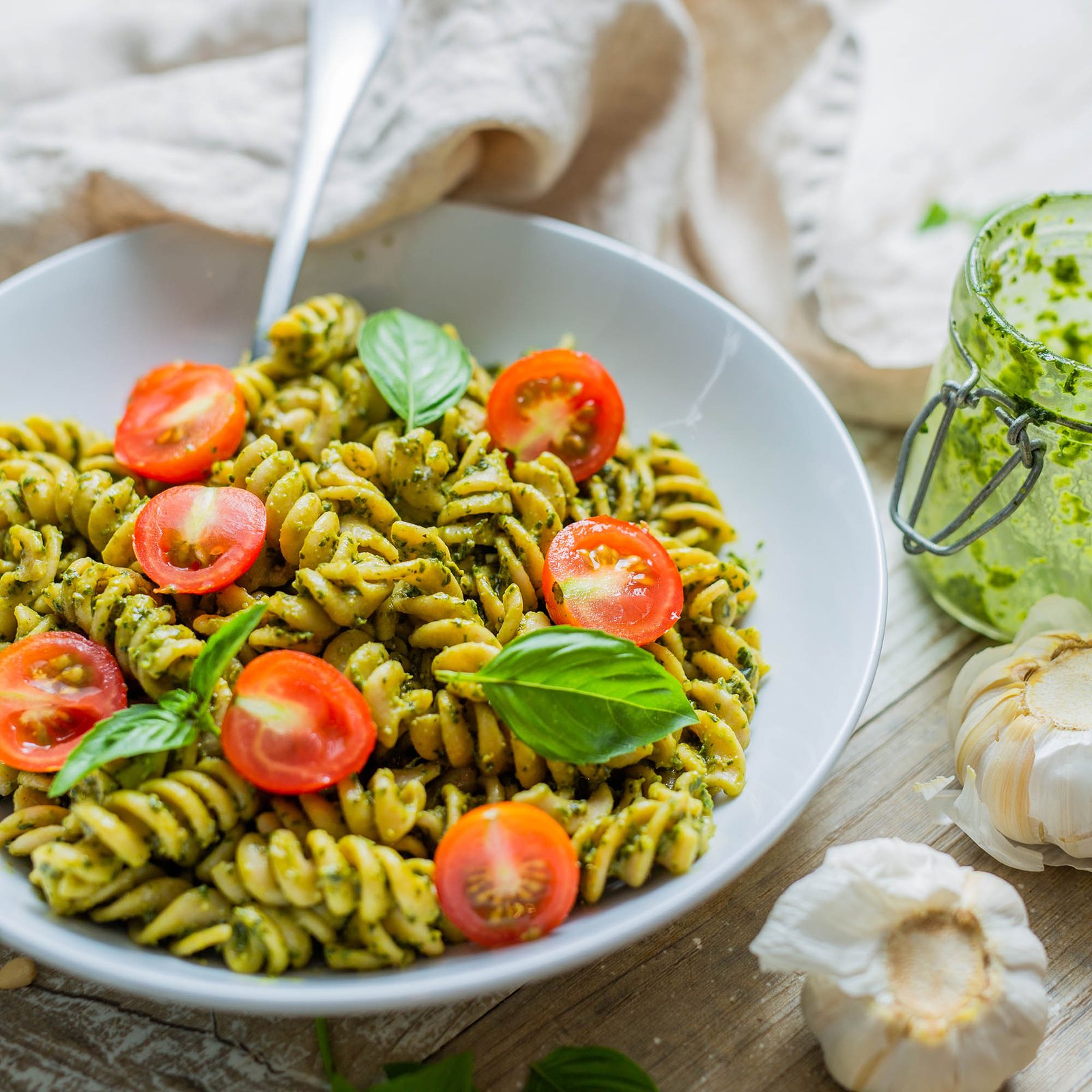 Vegan Avocado Pesto Pasta