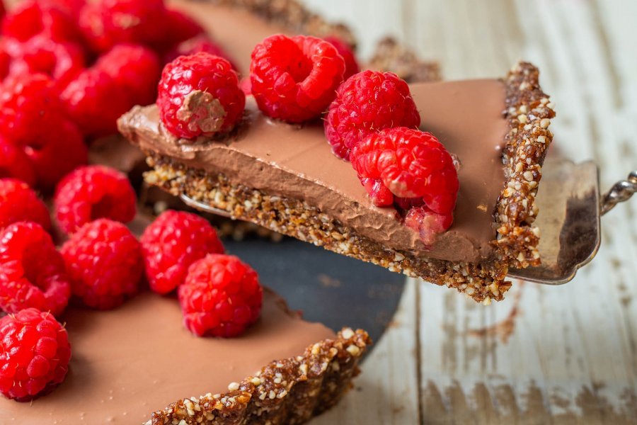 No Bake Vegan Chocolate Mousse Tart with Raspberries