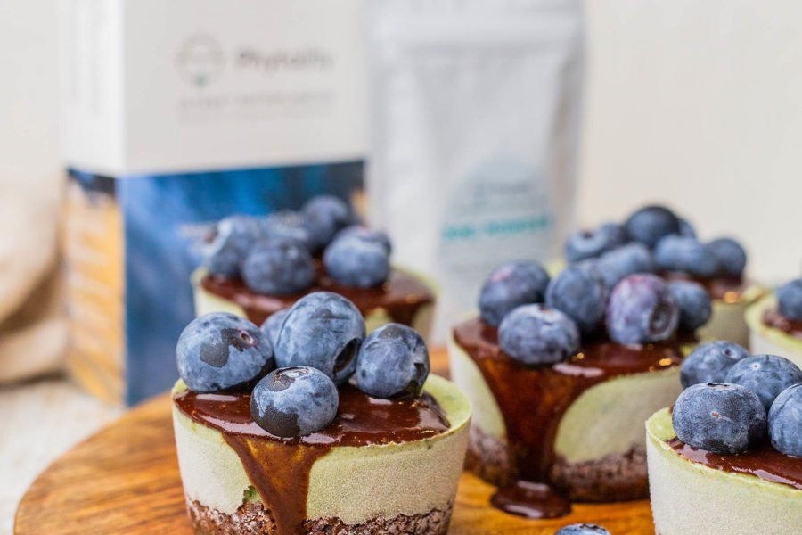 Phytoplankton: The New Vegan Wholefood Alternative to Pre-natal Vitamins Plus Raw Vegan Choc Mint Cakes