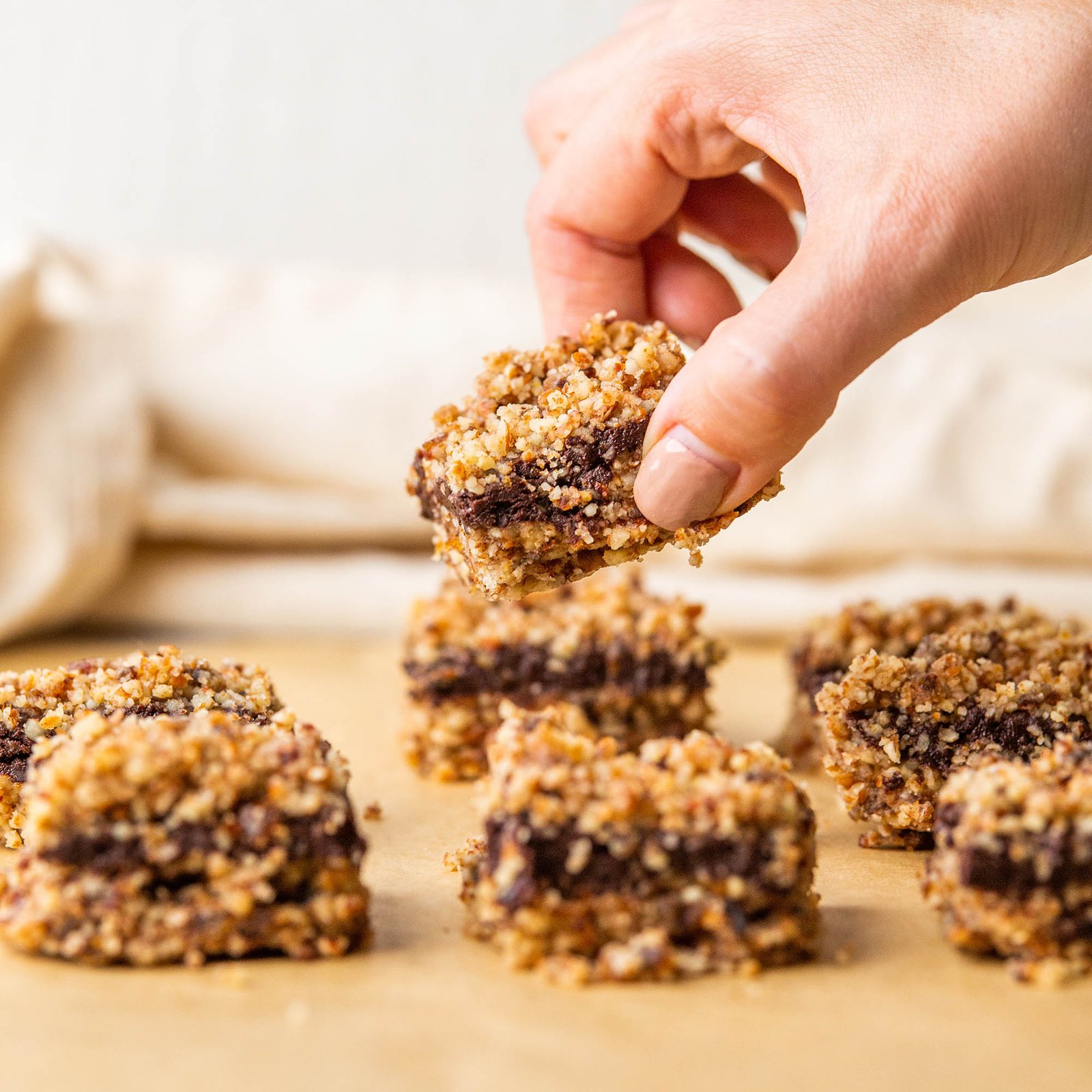 Easy Vegan Chocolate Pecan Crumble Bars