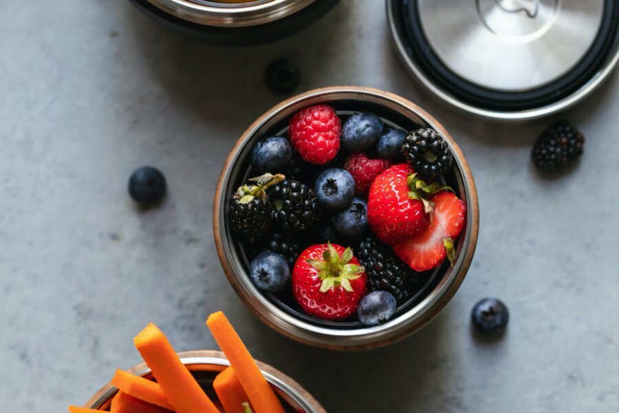 The Downfalls to Snacking for Blood Sugar